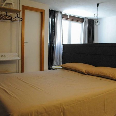 Underground 22 Hotel Полиняно а Маре Екстериор снимка